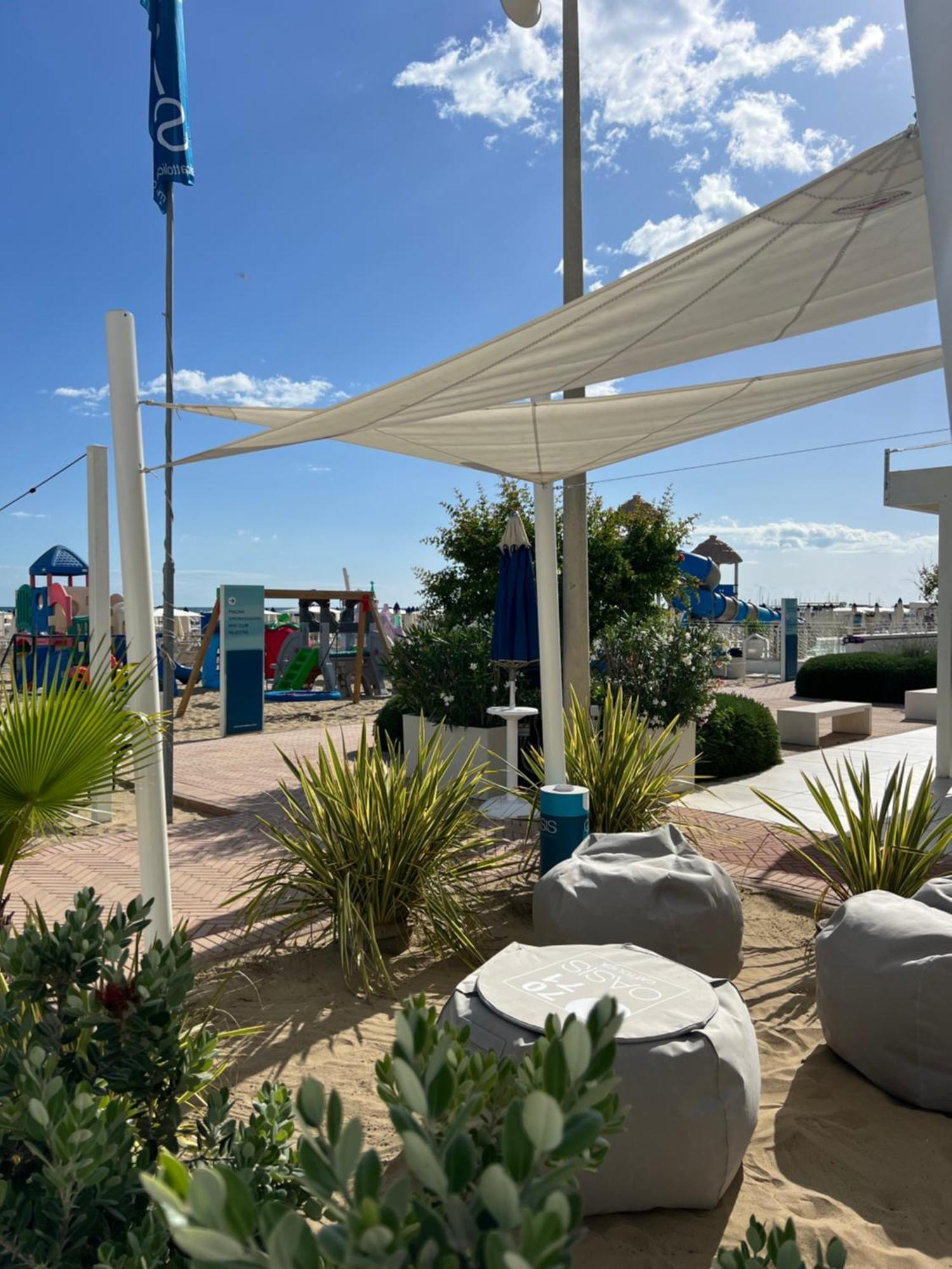 Hotel Continental Cattolica Exterior photo